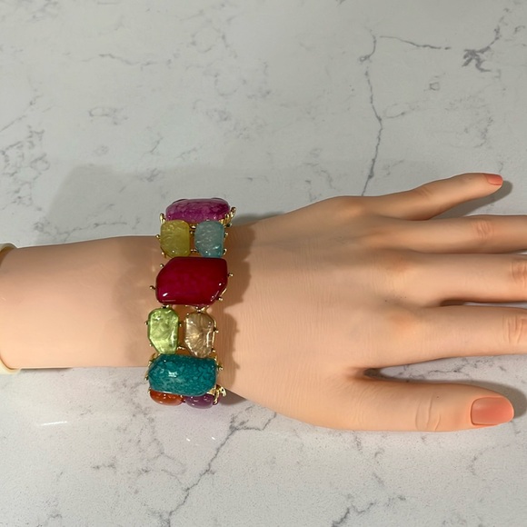 Adorable Beaded Elastic Bracelet Great Condition - Picture 2 of 9